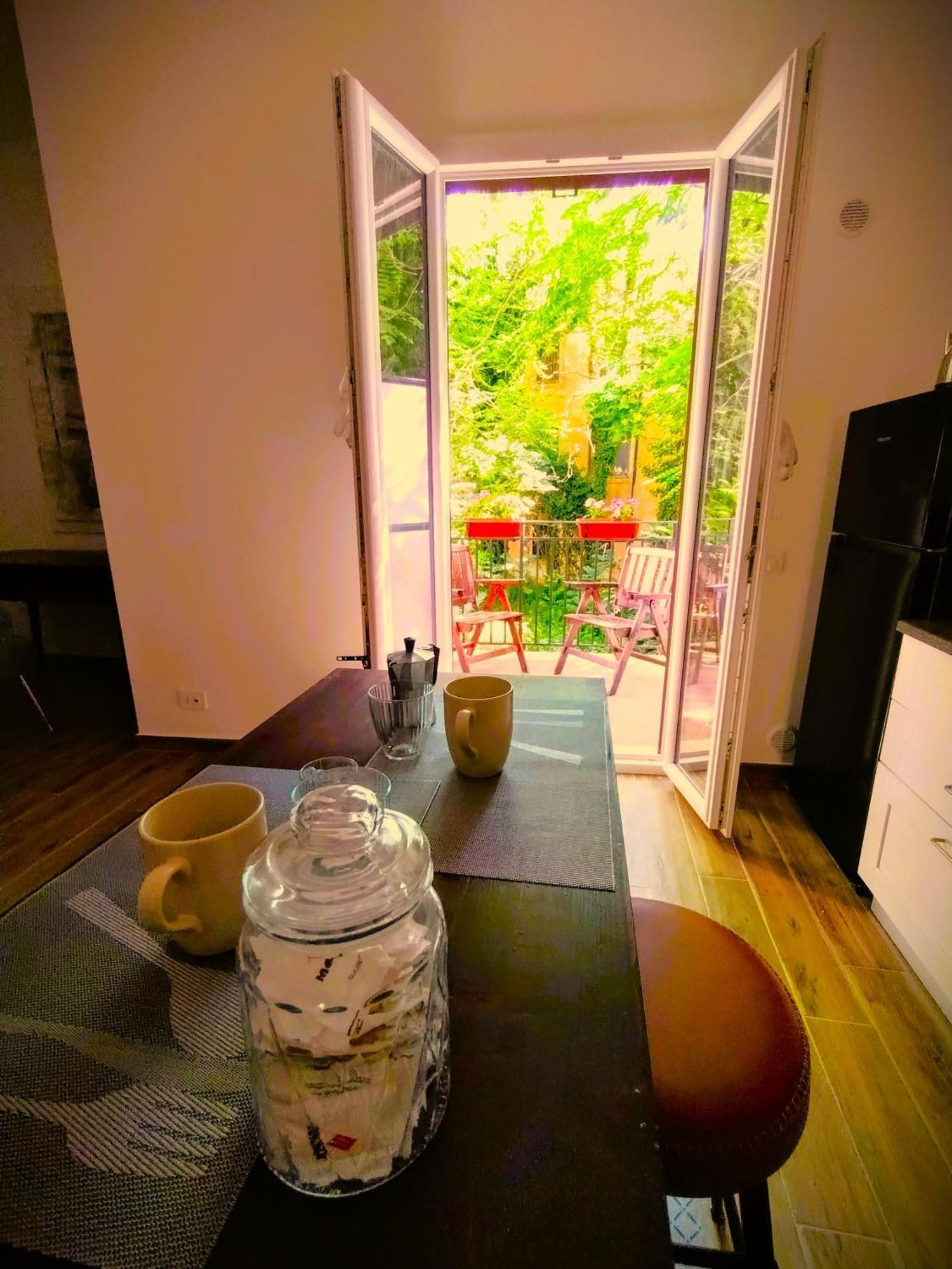 Domus Vetriera Apartment Palermo Luaran gambar