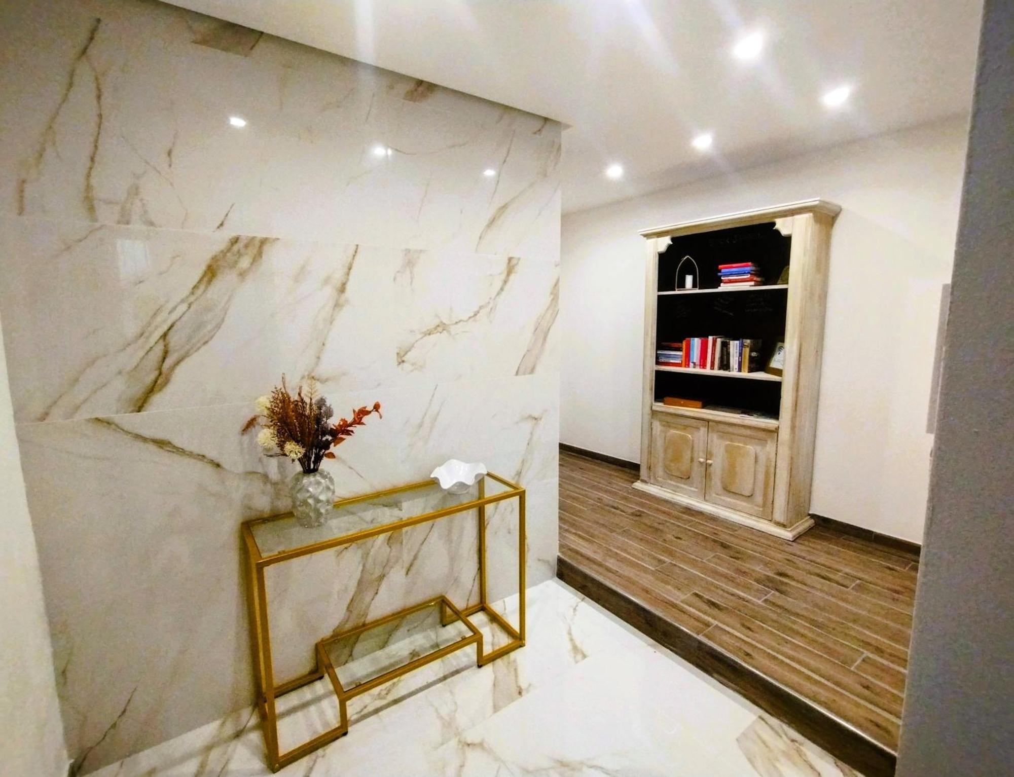 Domus Vetriera Apartment Palermo Luaran gambar